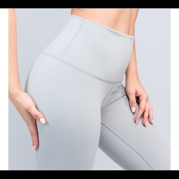 Modus Apparel Sculpt Capris - Picture 5 of 8